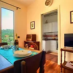 Casa Con Terrazza Panoramica In Tipico Borgo Ligure Imperia