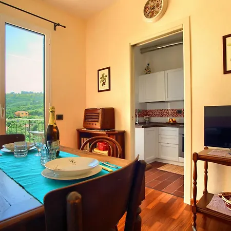 Casa Con Terrazza Panoramica In Tipico Borgo Ligure Империя