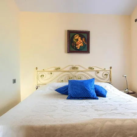 Holiday home Casa Con Terrazza Panoramica In Tipico Borgo Ligure