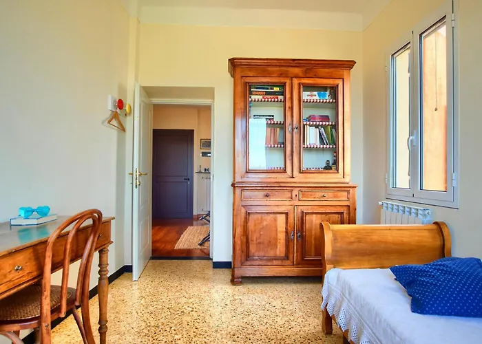 Casa Con Terrazza Panoramica In Tipico Borgo Ligure * 임페리아