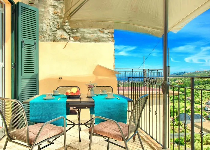Casa Con Terrazza Panoramica In Tipico Borgo Ligure 펜션 *