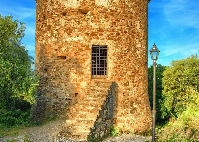 Casa Con Terrazza Panoramica In Tipico Borgo Ligure Imperia
