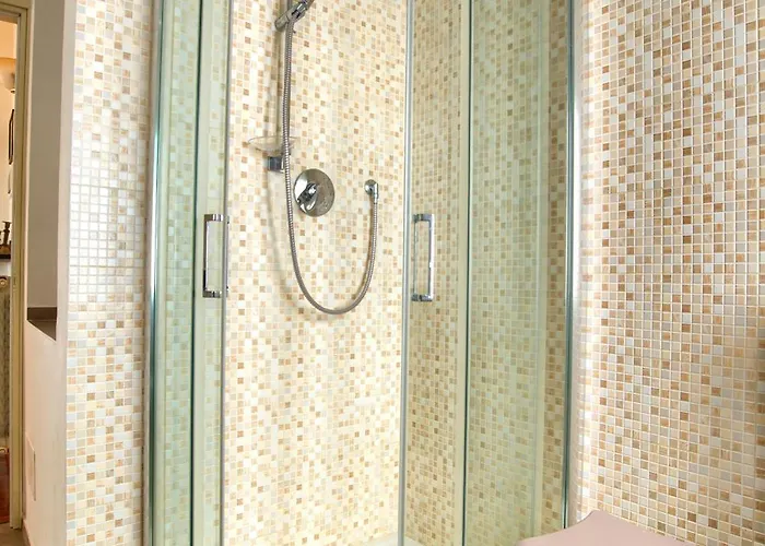 Casa Con Terrazza Panoramica In Tipico Borgo Ligure